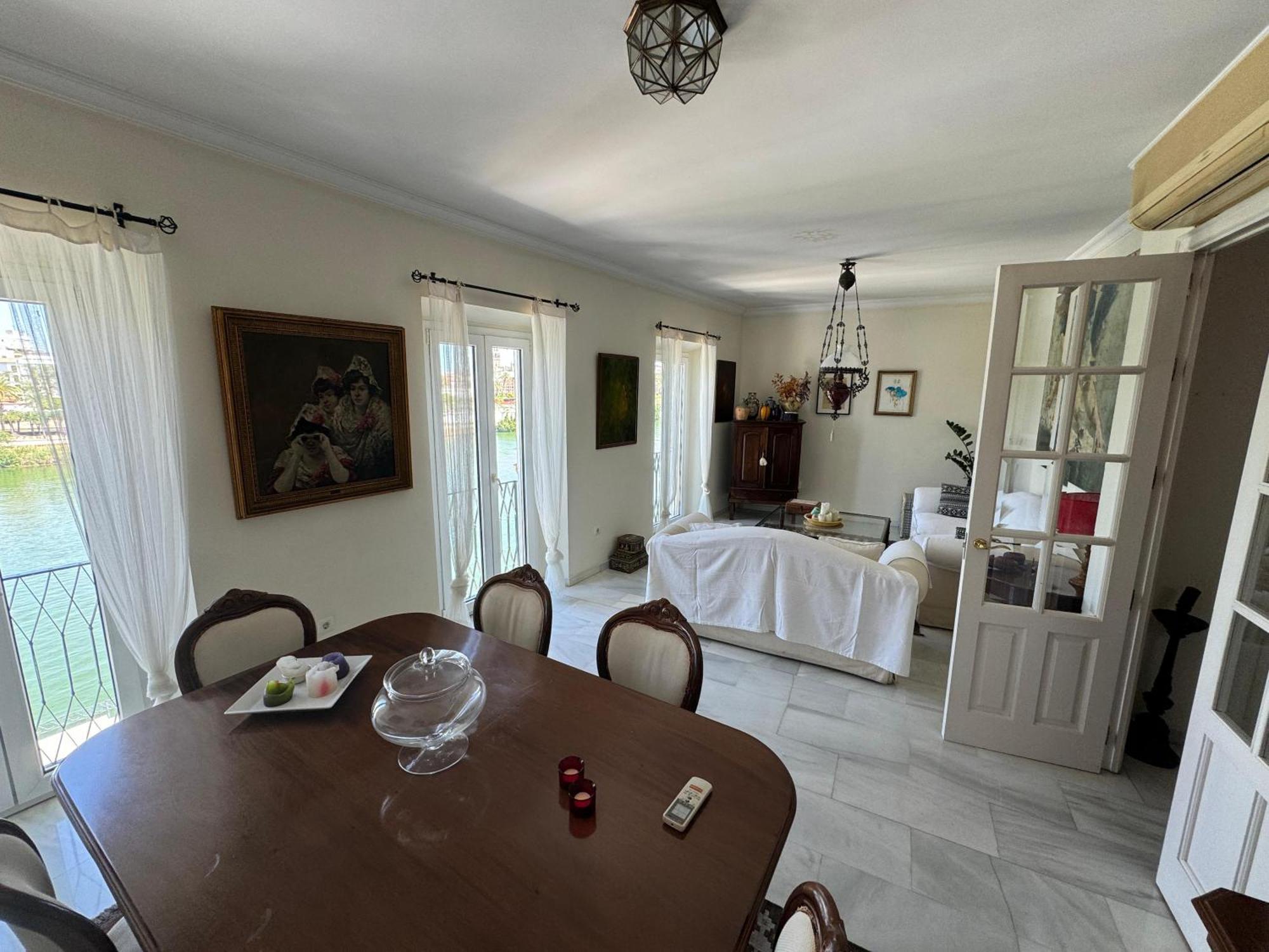 塞维利亚Wonderful Duplex In Calle Betis公寓 外观 照片