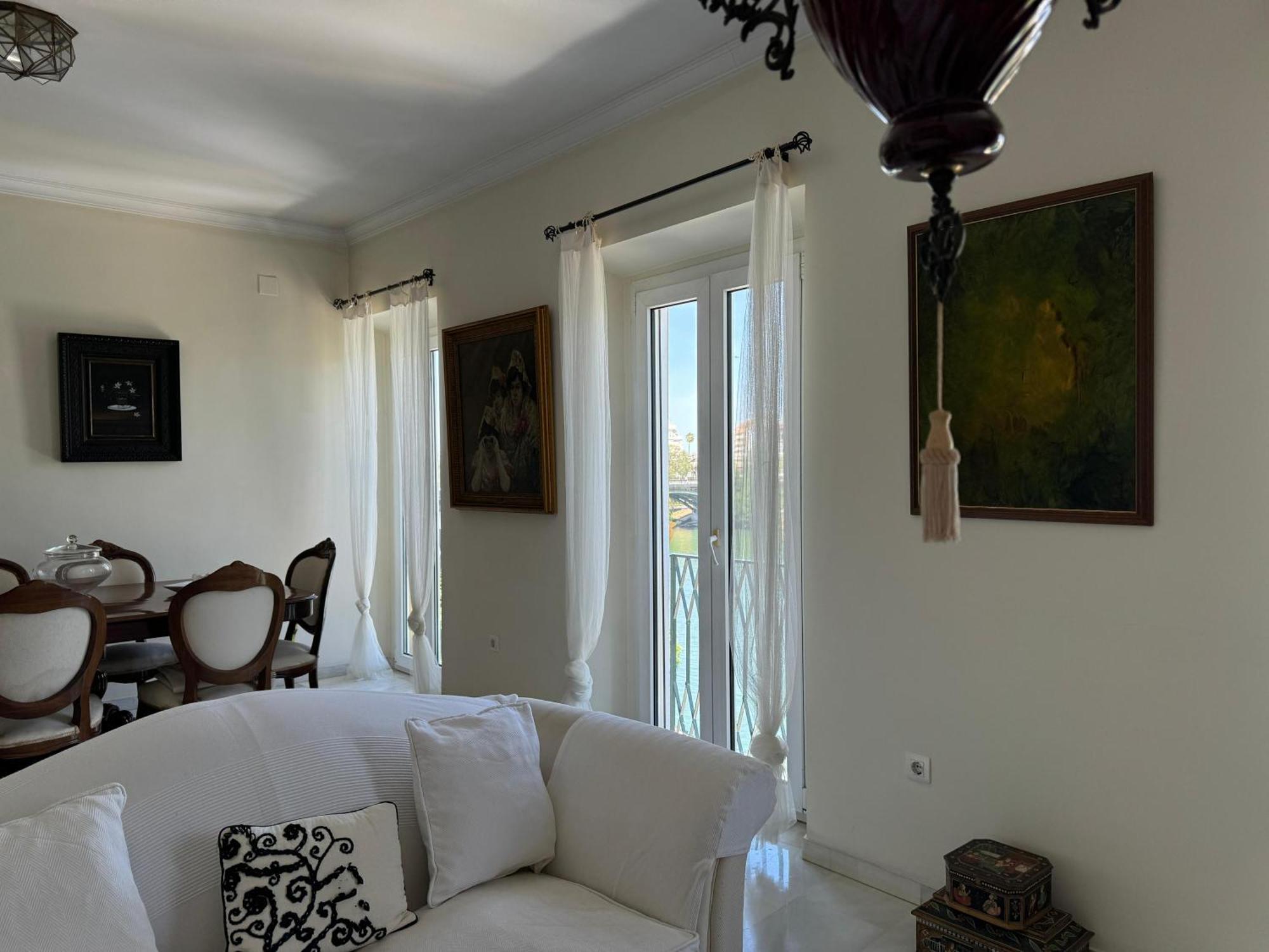 塞维利亚Wonderful Duplex In Calle Betis公寓 外观 照片