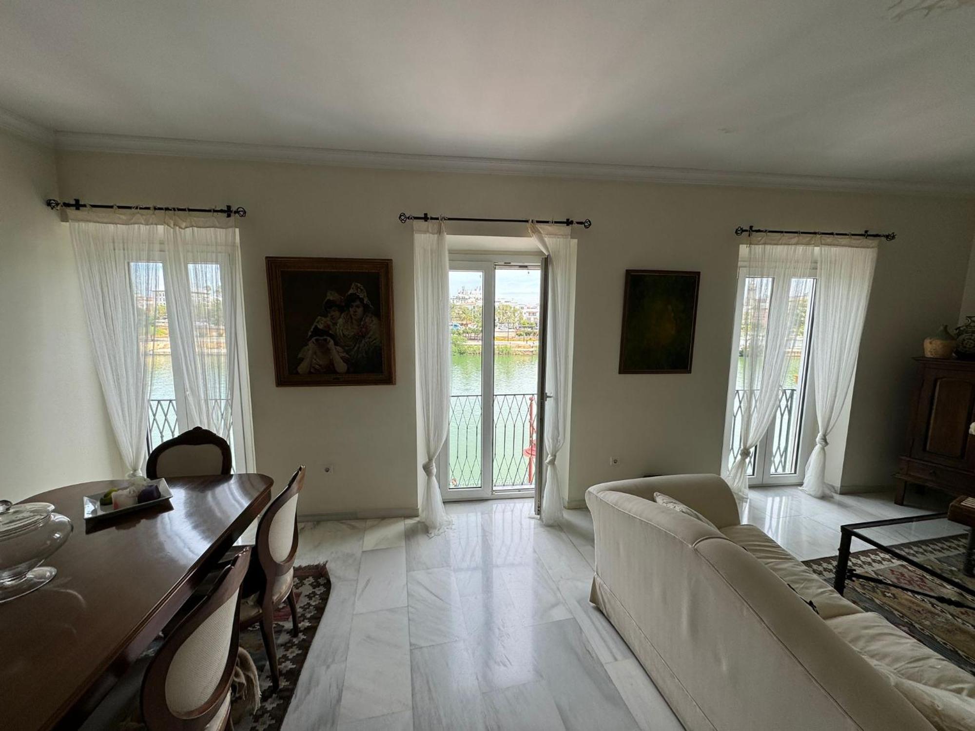 塞维利亚Wonderful Duplex In Calle Betis公寓 外观 照片