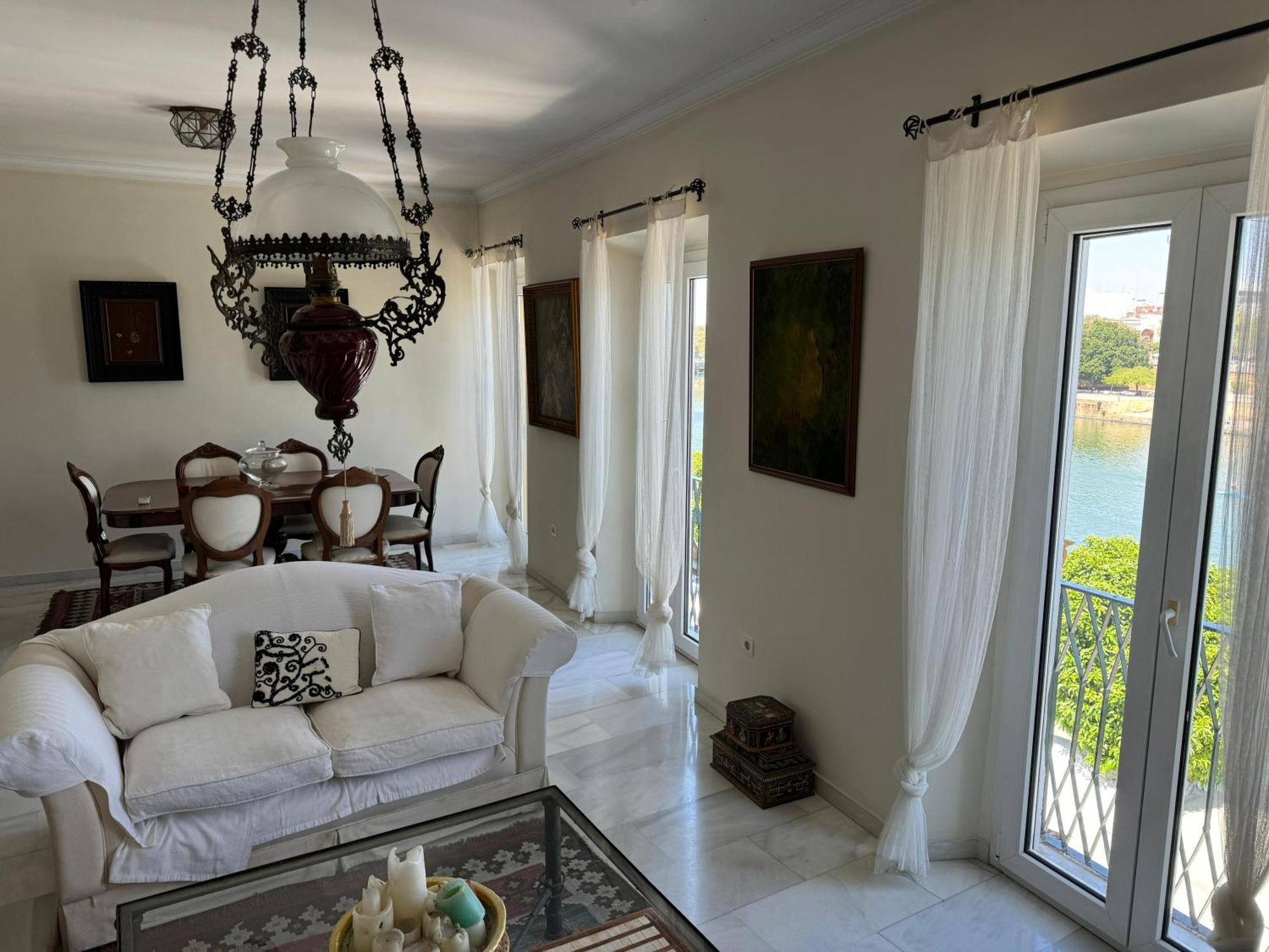 塞维利亚Wonderful Duplex In Calle Betis公寓 外观 照片