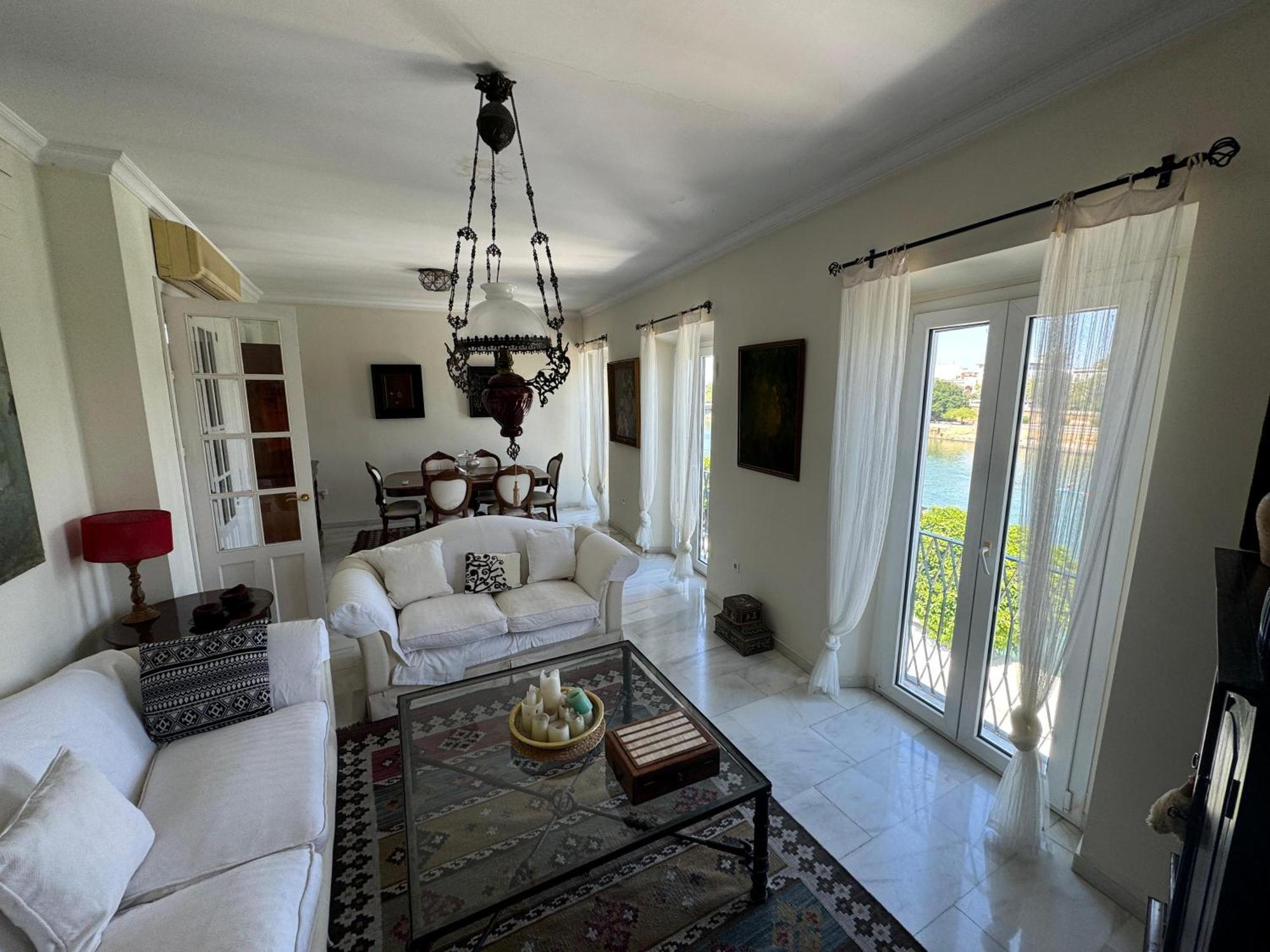 塞维利亚Wonderful Duplex In Calle Betis公寓 外观 照片